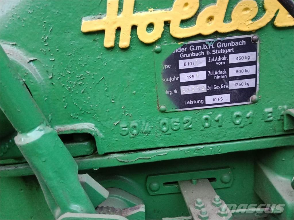 Holder  Traktory