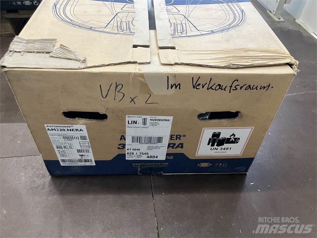 Husqvarna 320 NERA Samochodné kosačky