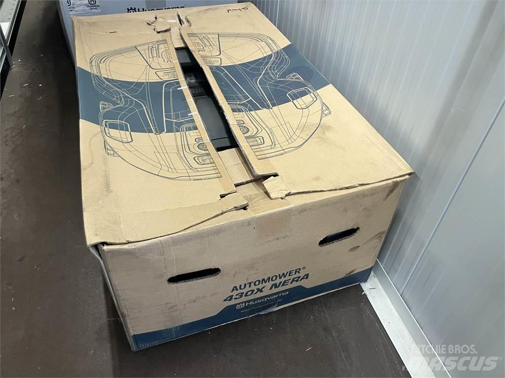 Husqvarna 430X NERA Samochodné kosačky