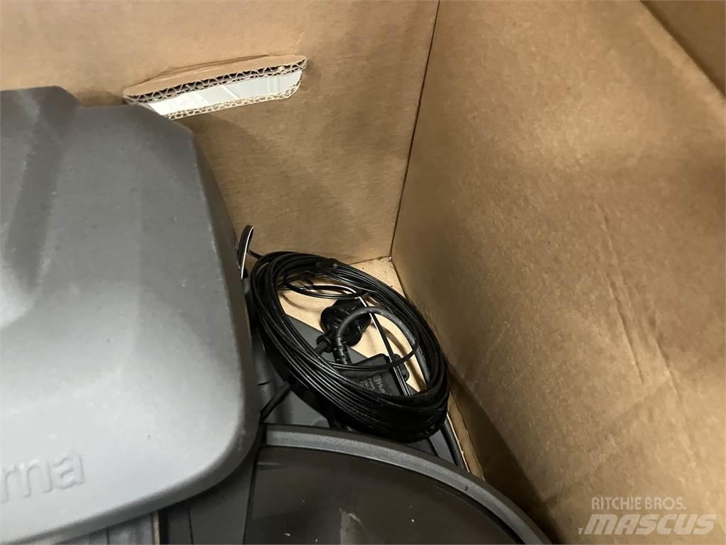 Husqvarna 430X NERA Samochodné kosačky