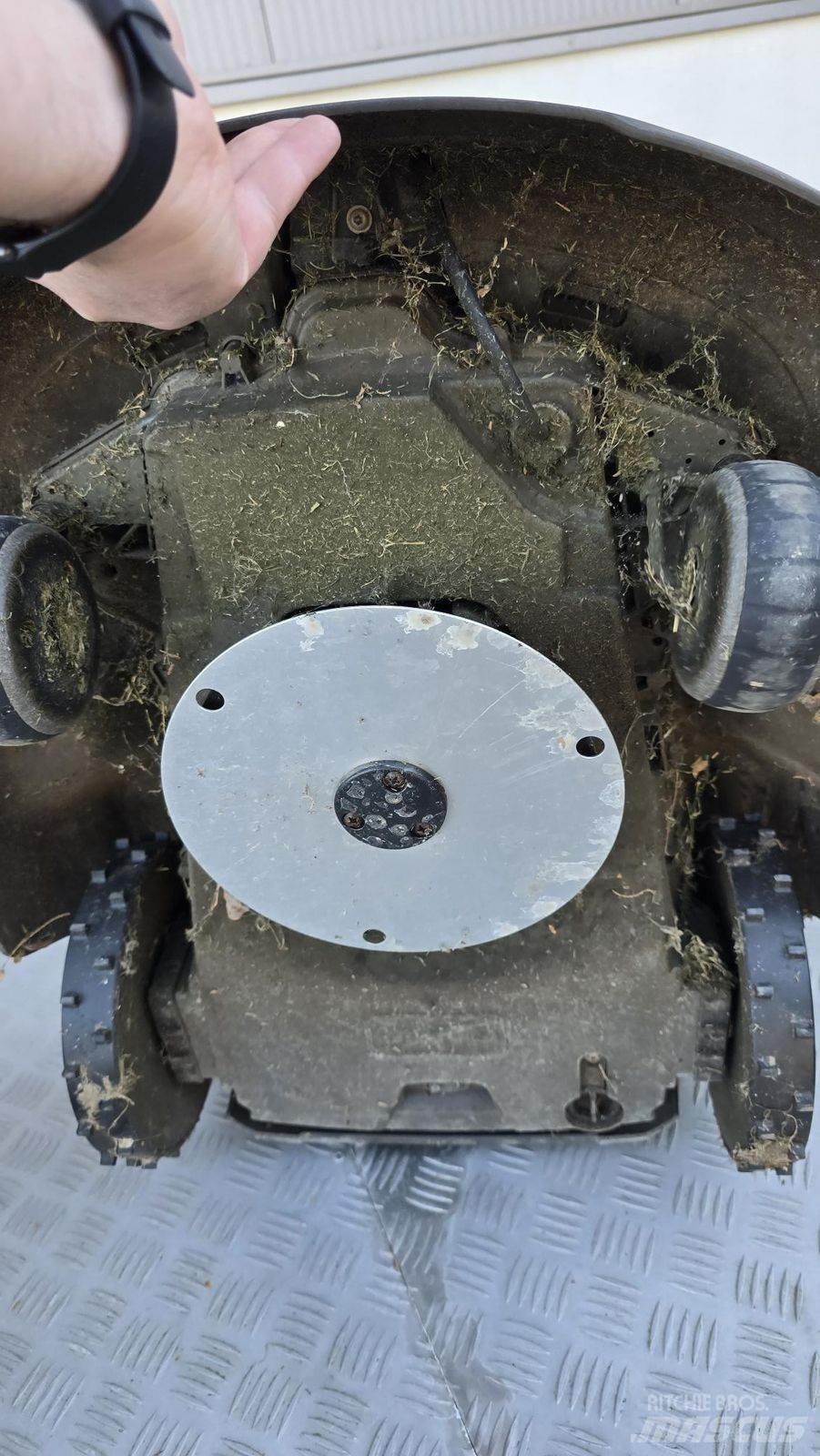 Husqvarna AM310 Komunálna technika - ostatné