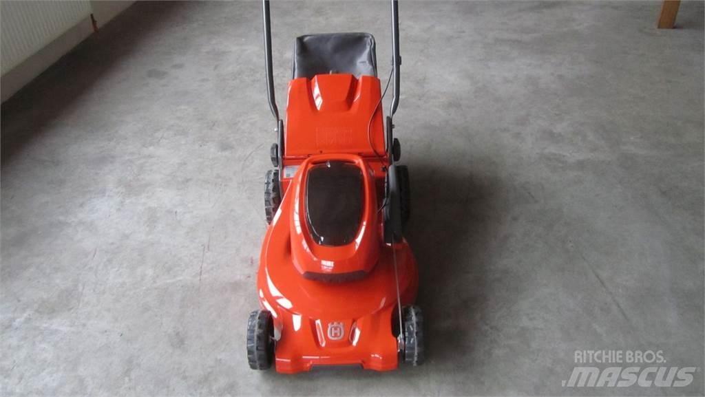Husqvarna LC 347iVX Samochodné kosačky