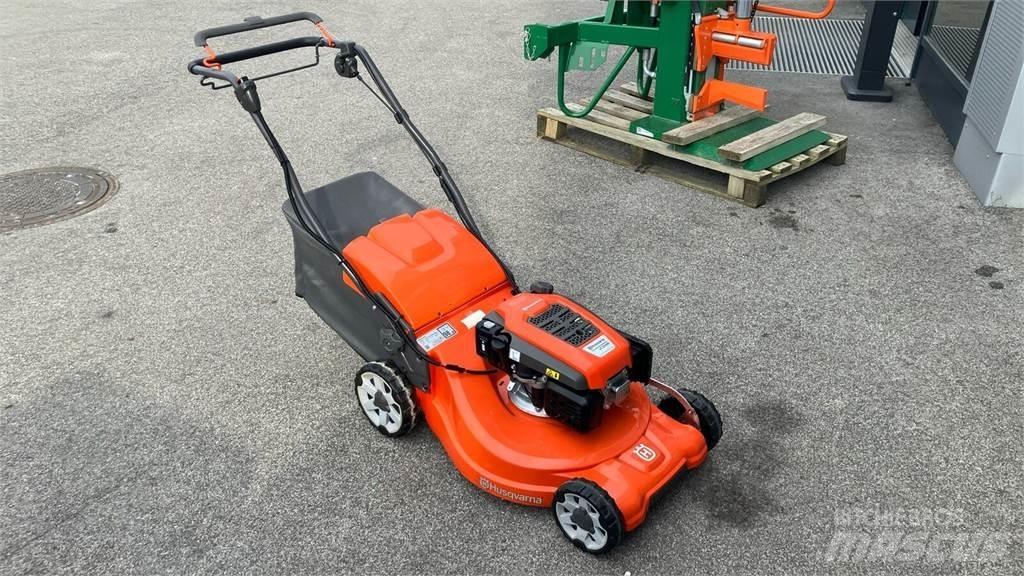 Husqvarna LC 353VE Samochodné kosačky