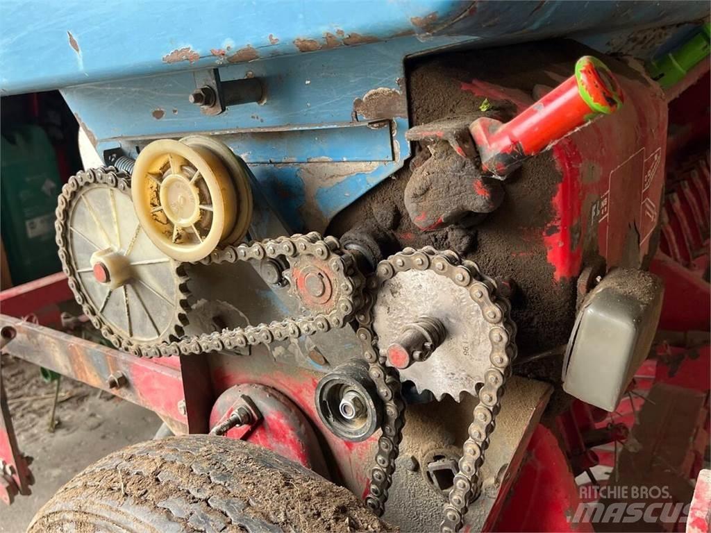 Isaria TYP 6000 Mechanické sejačky