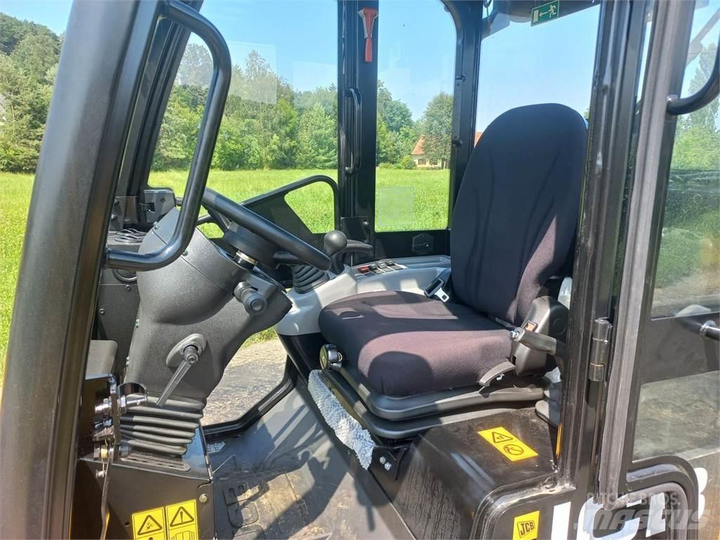 JCB 403 Agri Čelné nakladače a rýpadlá