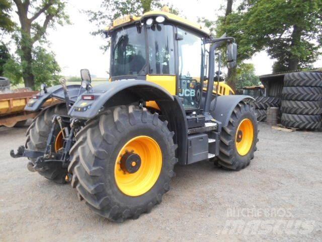 JCB 4220 Traktory