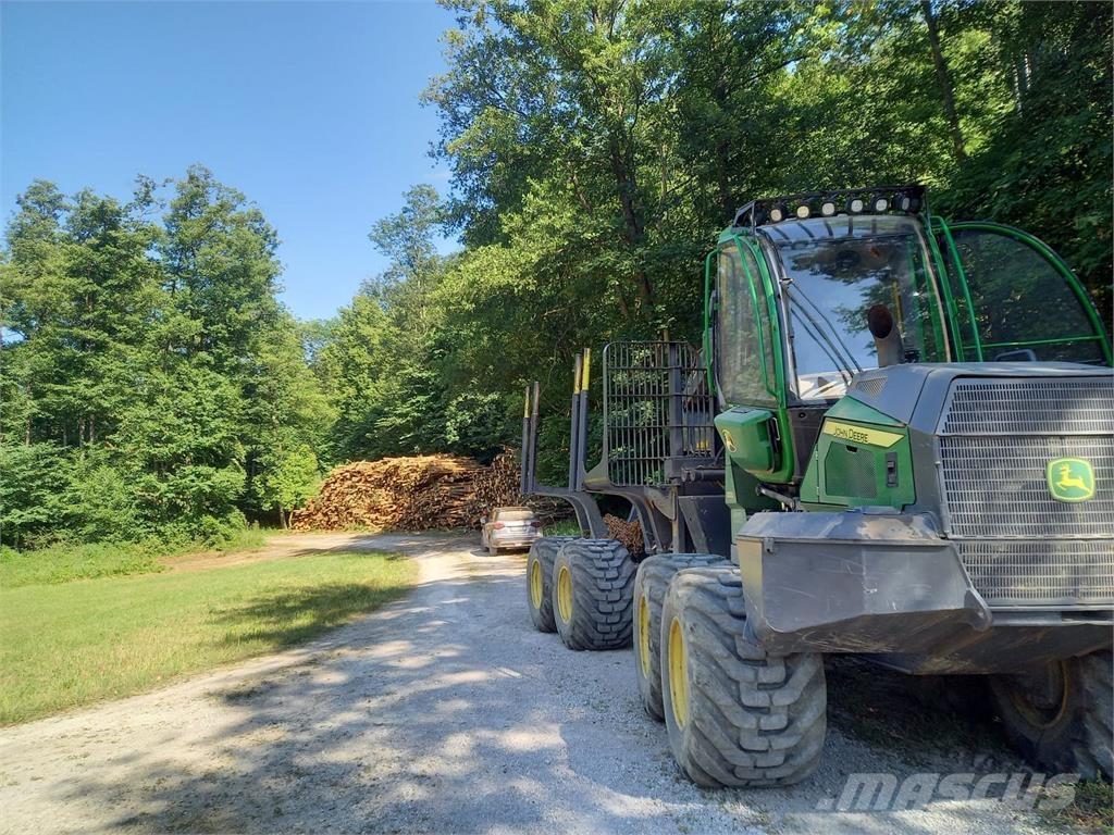 John Deere 1010G Lesníctvo - ostatné