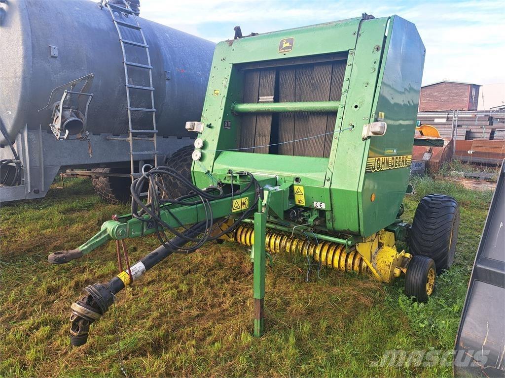 John Deere 570 Lisy na okrúhle balíky
