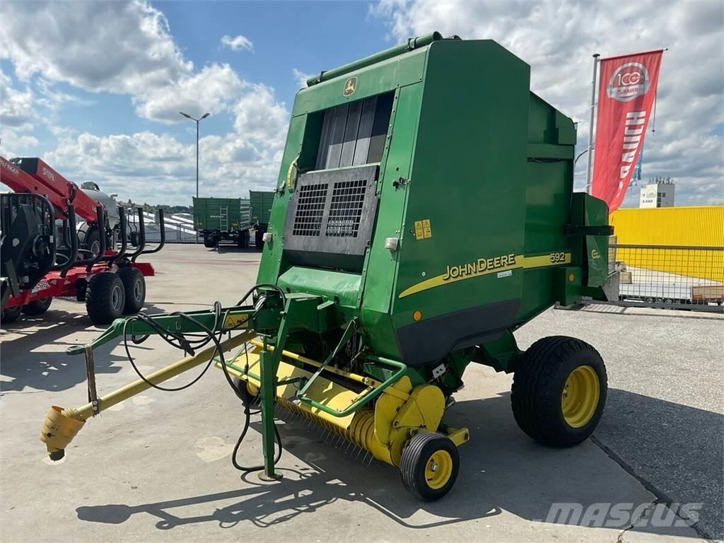 John Deere 592C Lisy na okrúhle balíky
