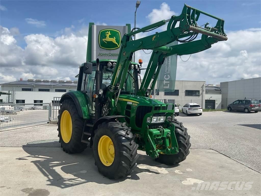 John Deere 6230 Traktory