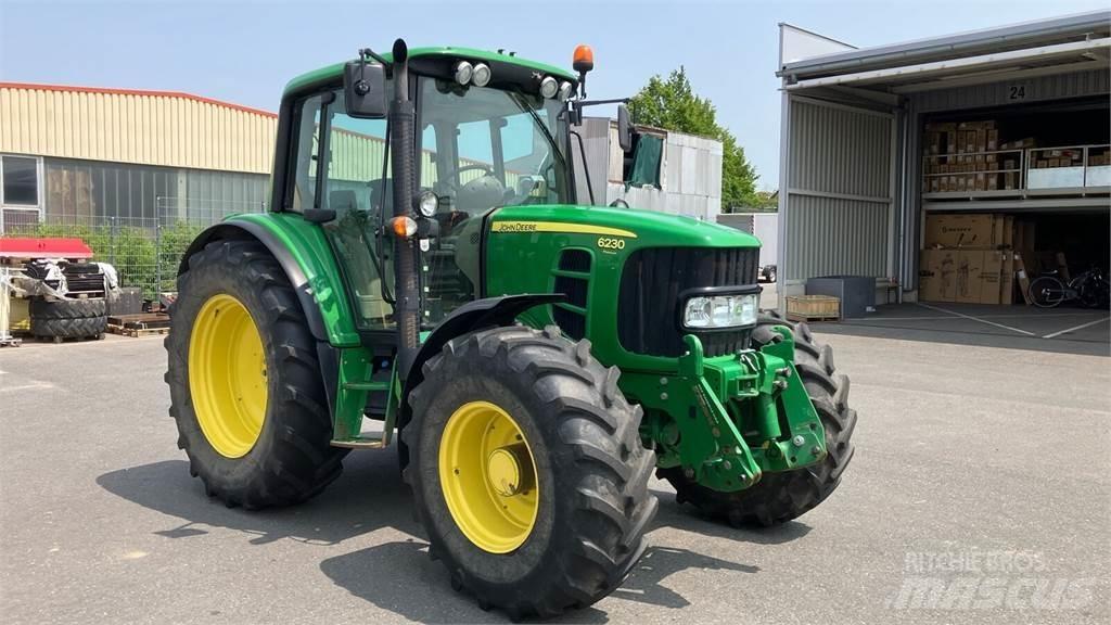 John Deere 6230 P Traktory