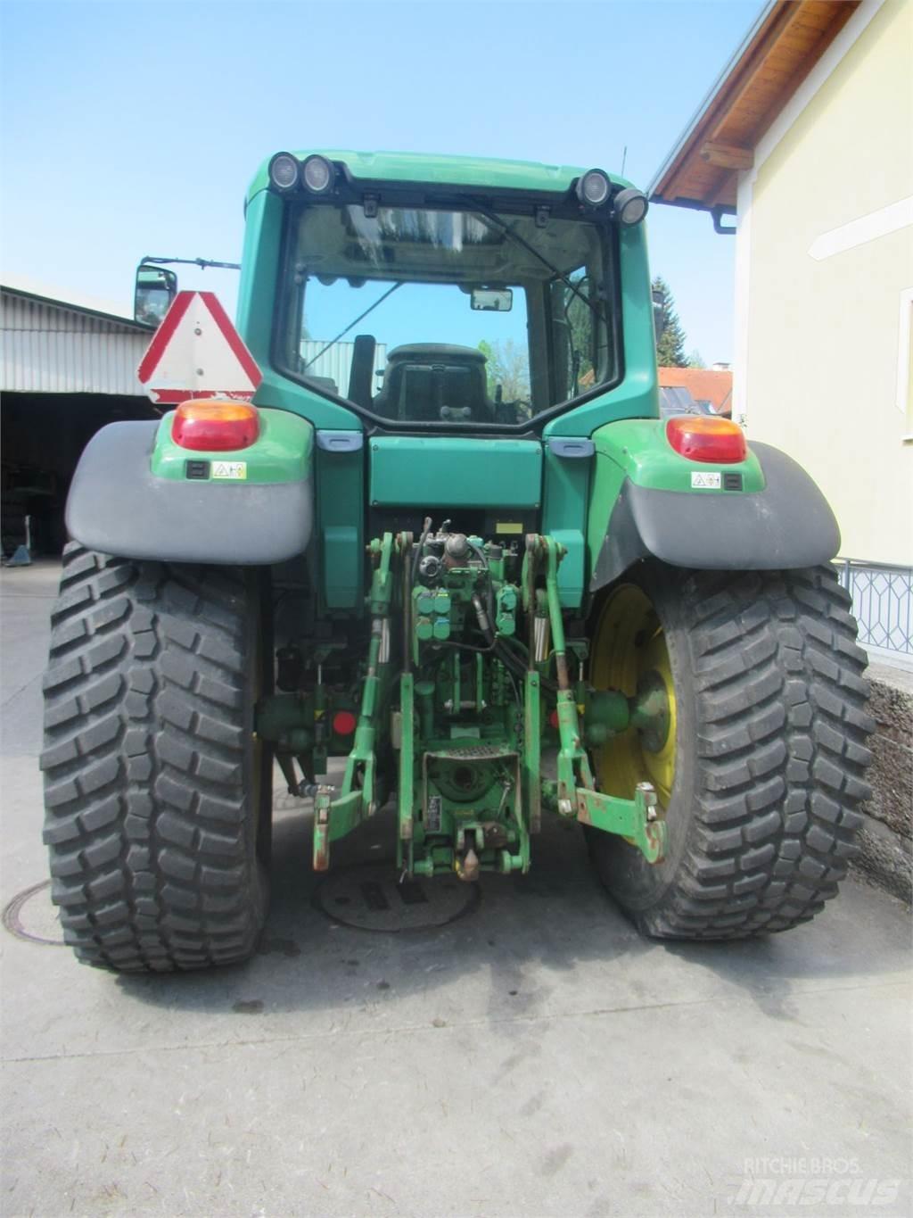 John Deere 6620 Traktory