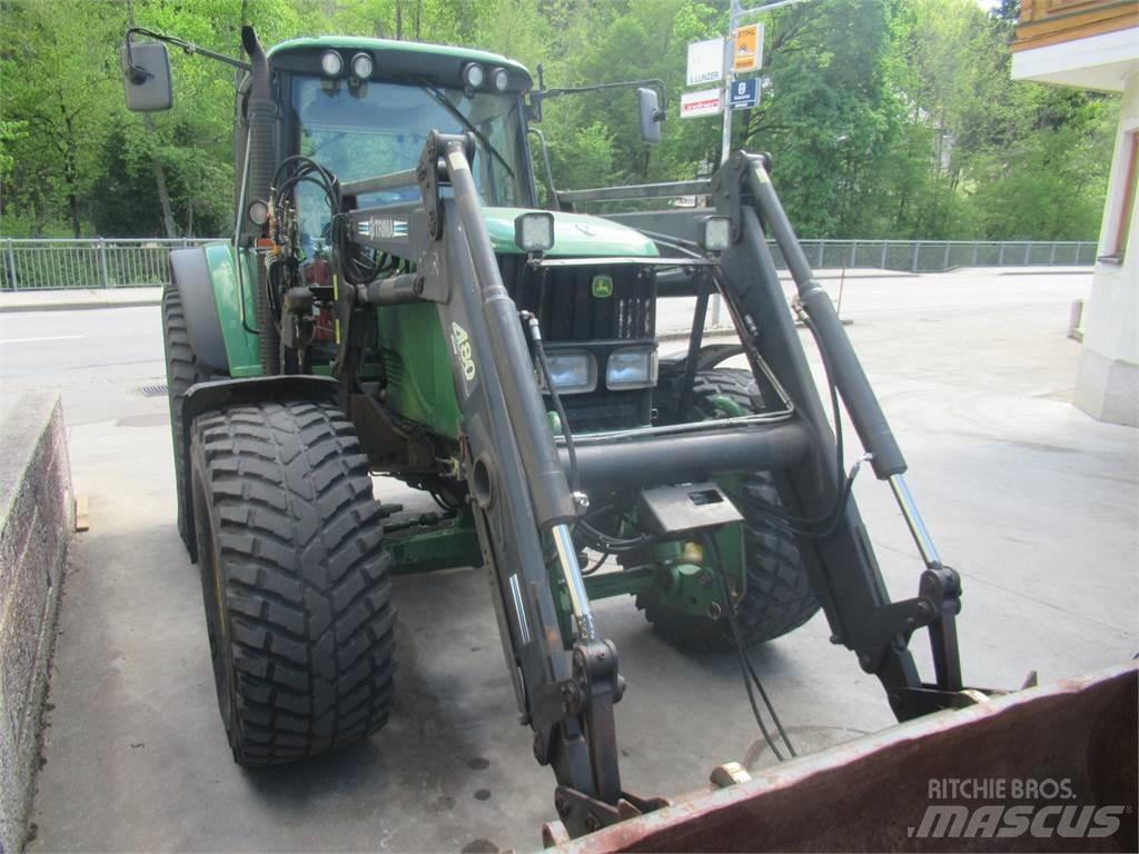 John Deere 6620 Traktory