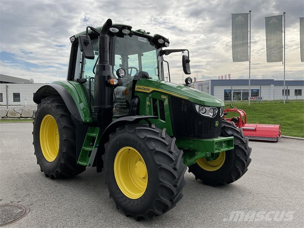 John Deere 6M 95 Traktory