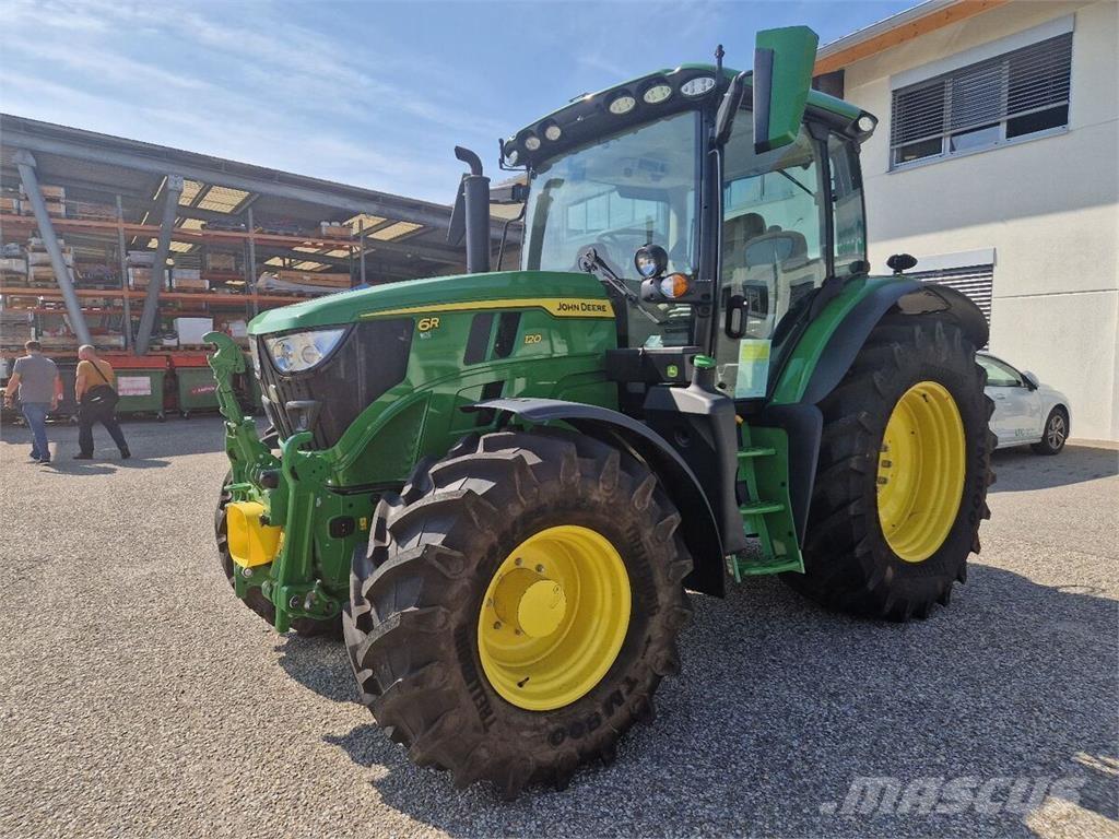 John Deere 6R 120 Traktory