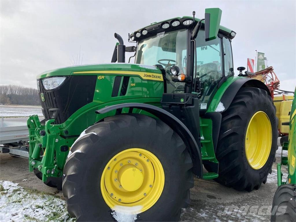 John Deere 6R 195 Traktory