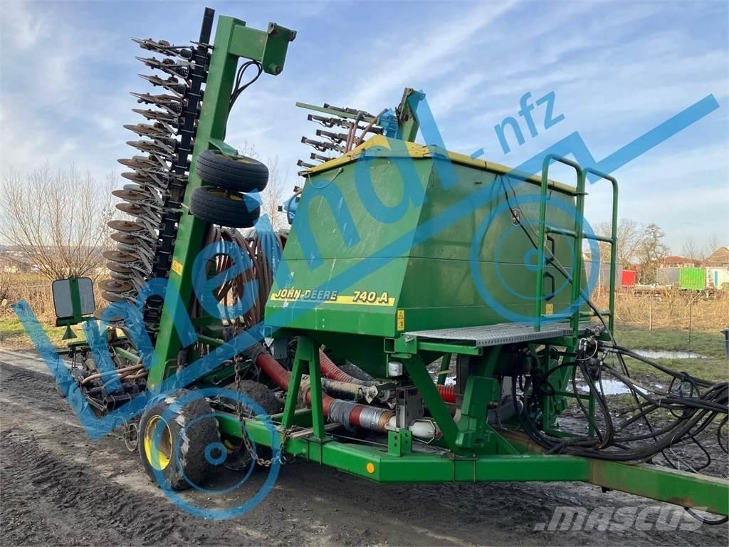 John Deere 740A Mechanické sejačky