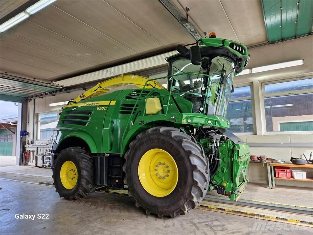 John Deere 8500 Žacie rezačky