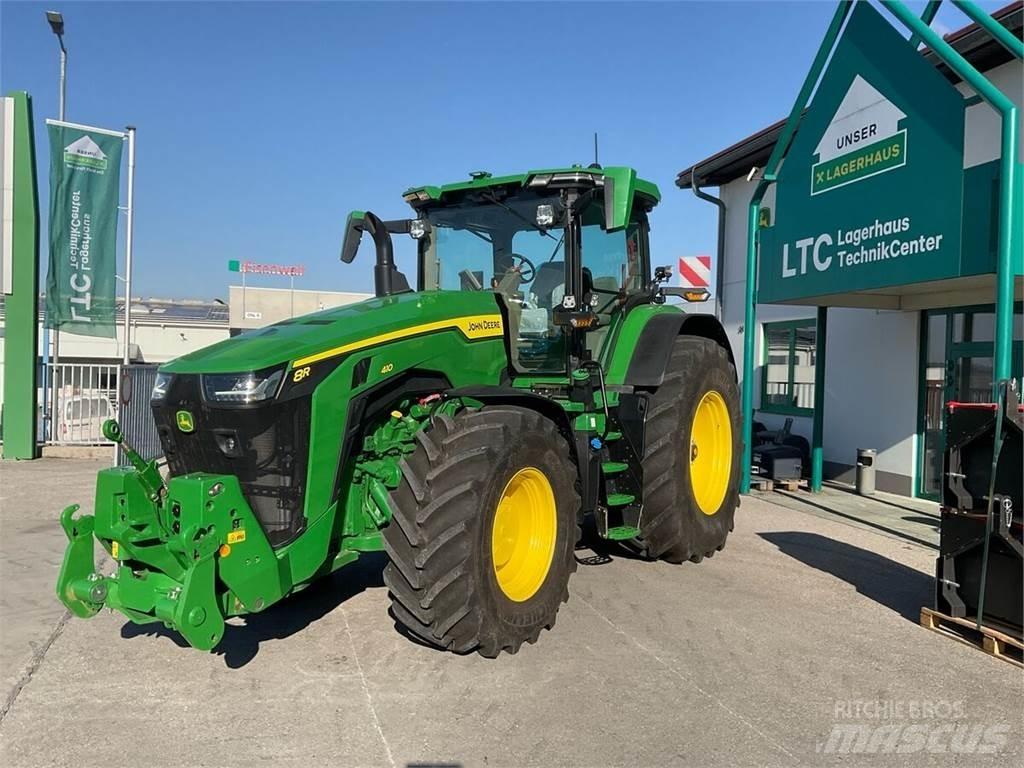 John Deere 8R 410 Traktory