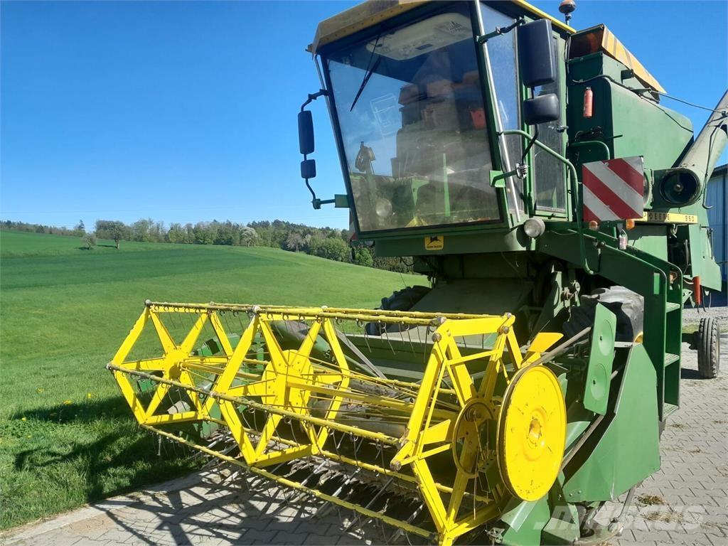 John Deere 950 Kombinované zberacie stroje