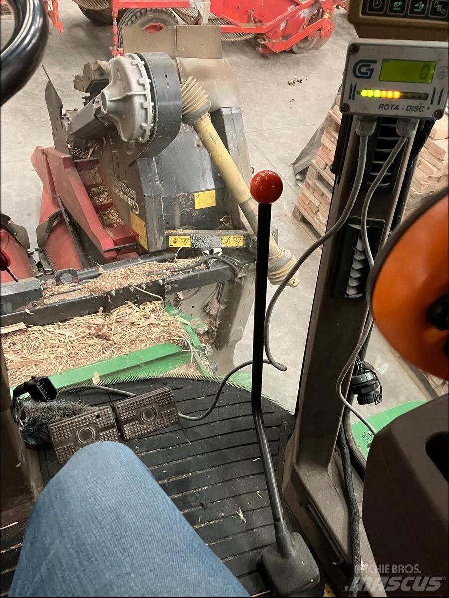 John Deere 9660 WTS Kombinované zberacie stroje