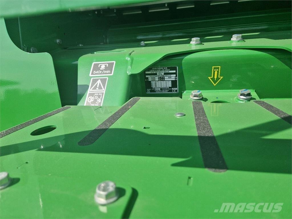 John Deere F441M Lisy na okrúhle balíky
