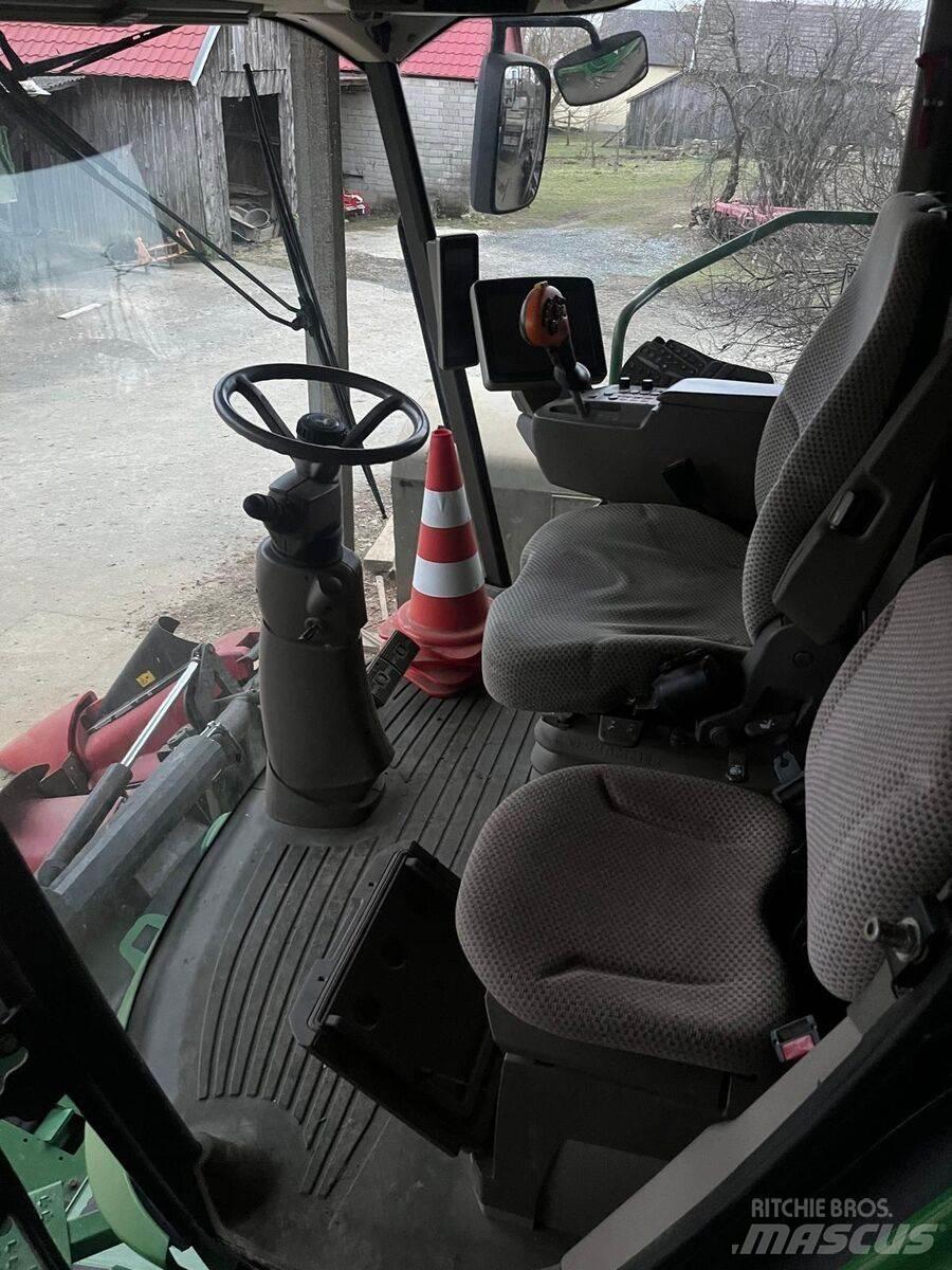 John Deere S670i Kombinované zberacie stroje