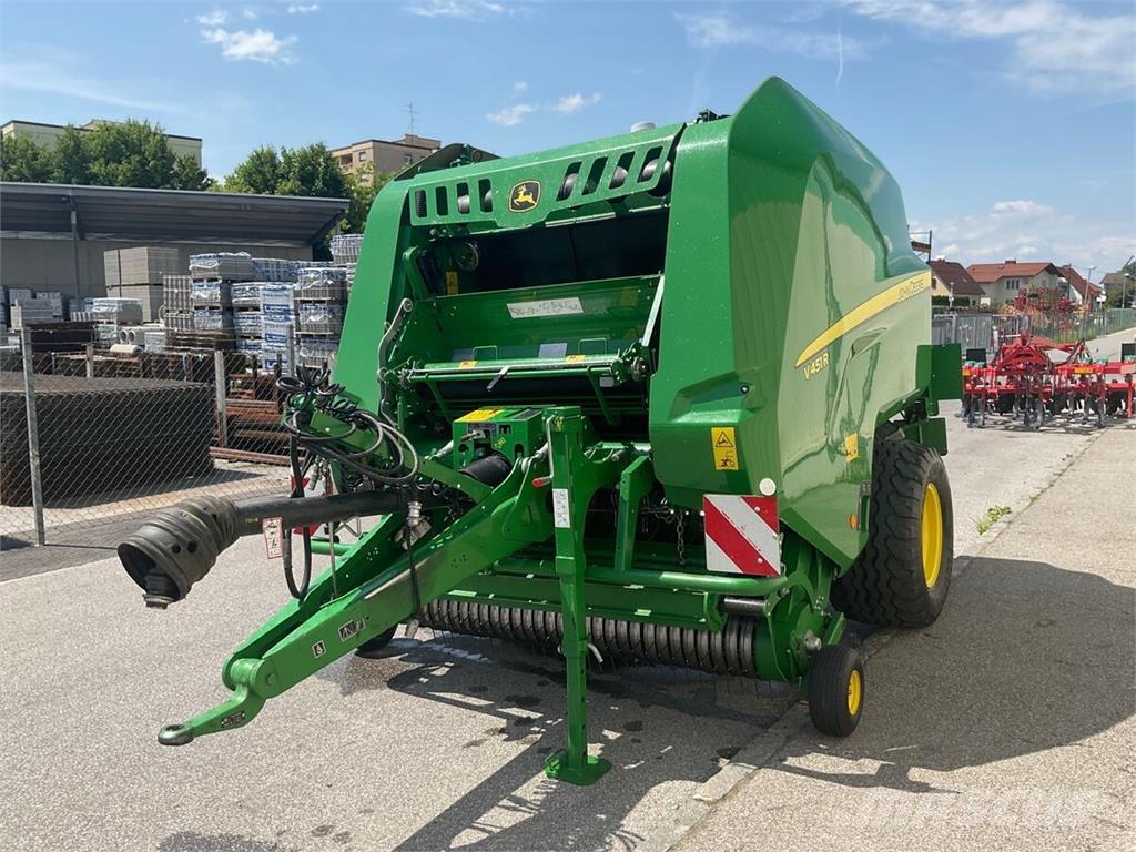 John Deere V451R Lisy na okrúhle balíky