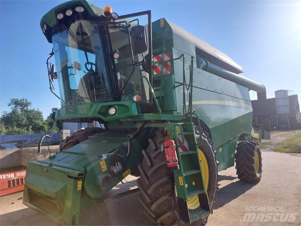 John Deere W440 Kombinované zberacie stroje