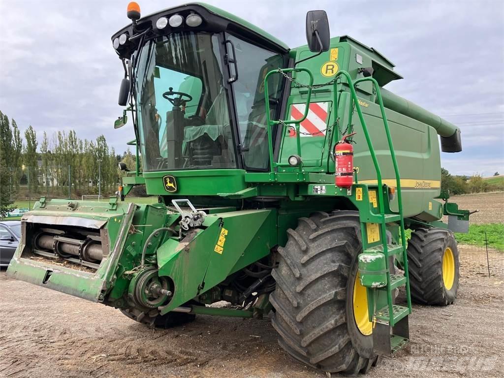 John Deere W660 HM Kombinované zberacie stroje