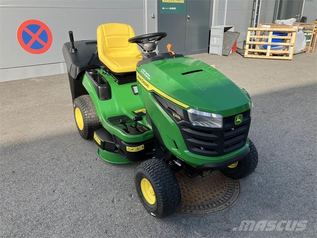 John Deere X 147R Komunálna technika - ostatné