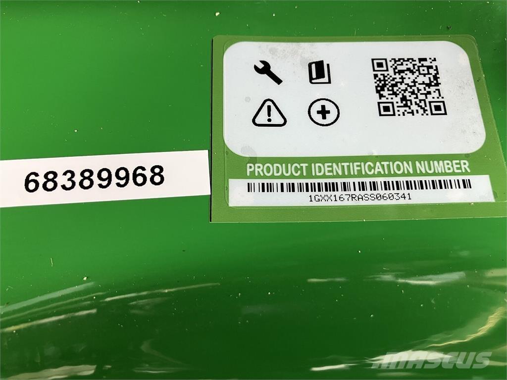 John Deere X 167R Komunálna technika - ostatné