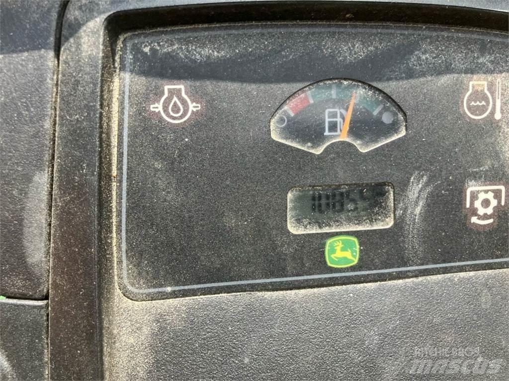 John Deere X540 Komunálna technika - ostatné