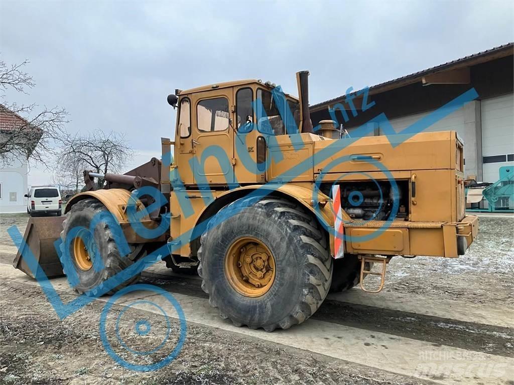 Kirovets K701 Traktory