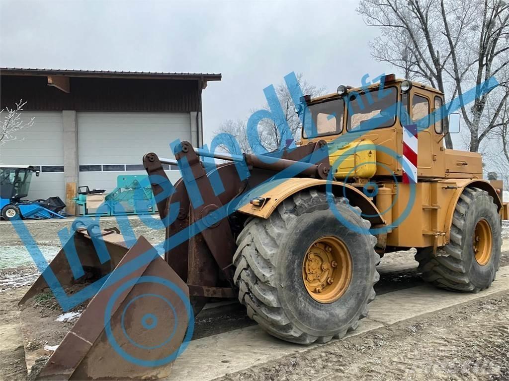 Kirovets K701 Traktory