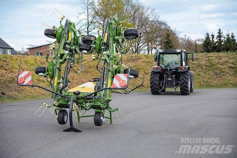 Krone 820 Vendro Obracače a zhrabovače sena