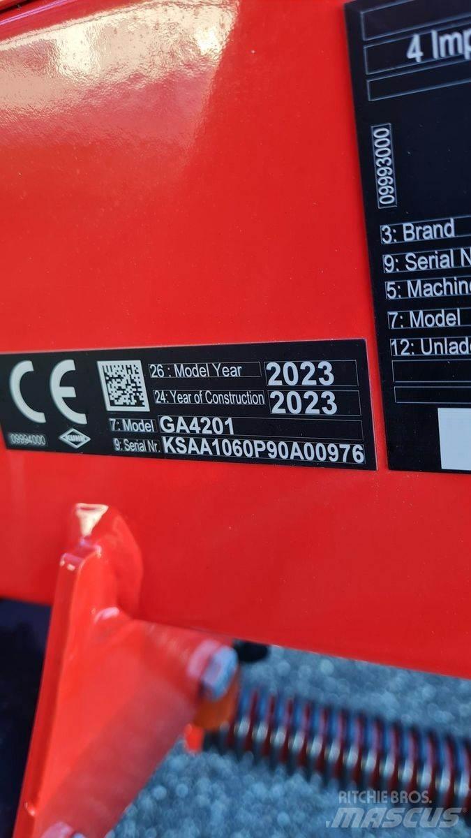 Kuhn GA3901 Riadkovacie žacie stroje