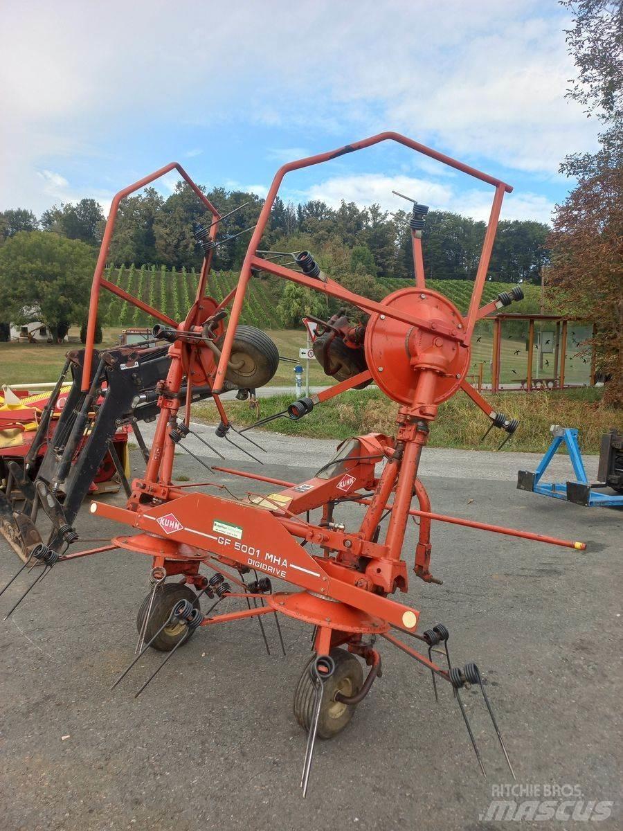 Kuhn GF 5001 Obracače a zhrabovače sena