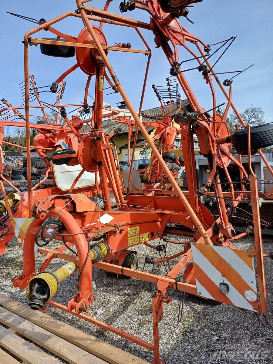 Kuhn GF 7501 MH Obracače a zhrabovače sena