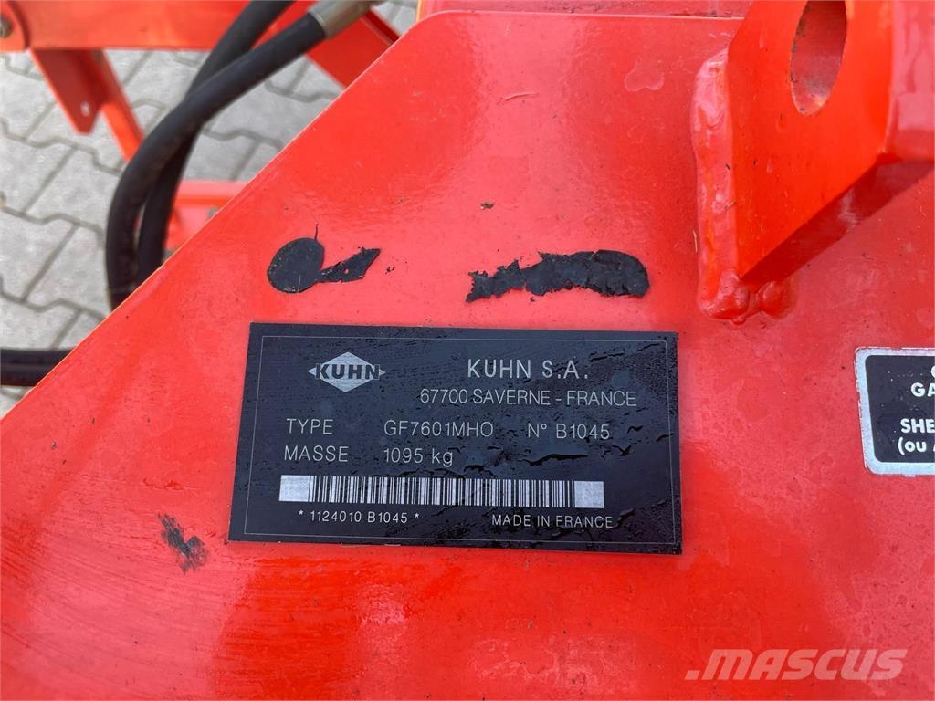 Kuhn GF 7601 MH Obracače a zhrabovače sena