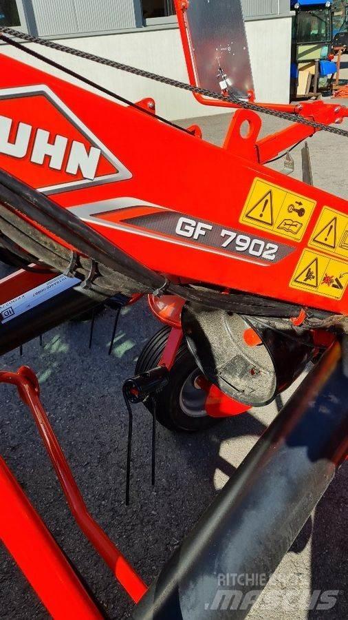 Kuhn GF8703 Obracače a zhrabovače sena