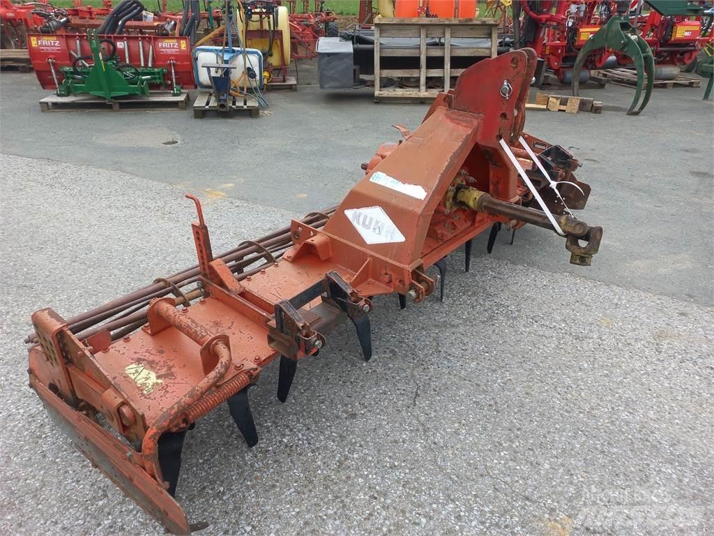 Kuhn HR 302 M Tanierové brány