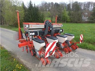 Kuhn Planter 2 Sadiace stroje