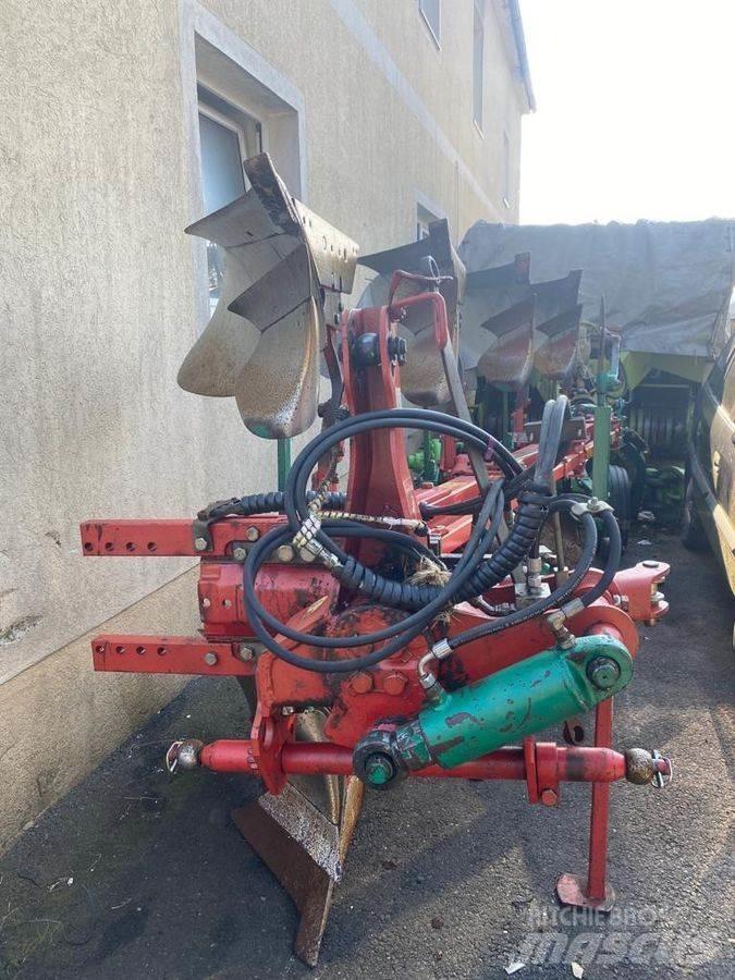 Kverneland LS95 Konvenčné pluhy