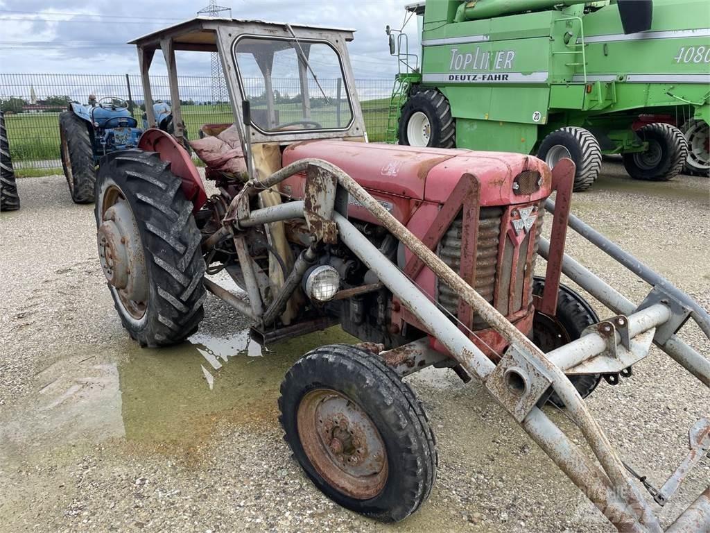 Massey Ferguson 65 Traktory