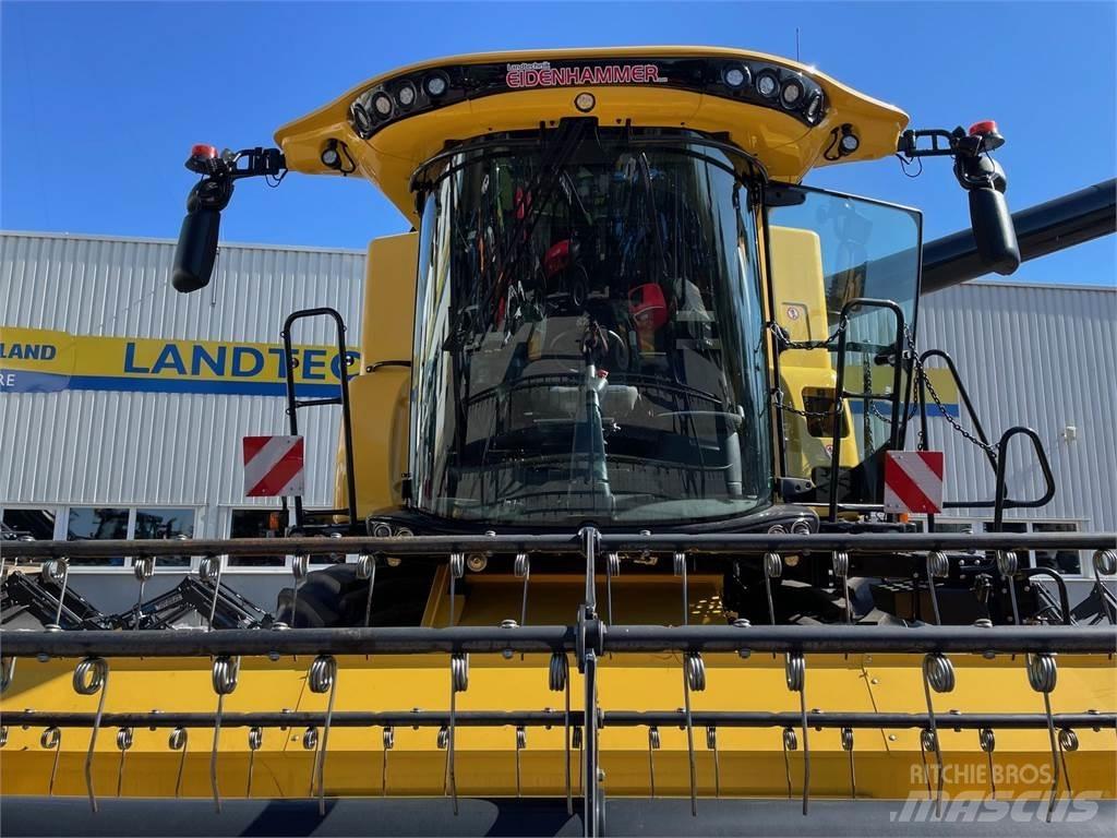 New Holland CX 7.90 Kombinované zberacie stroje
