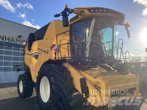 New Holland CX 8.80 Kombinované zberacie stroje