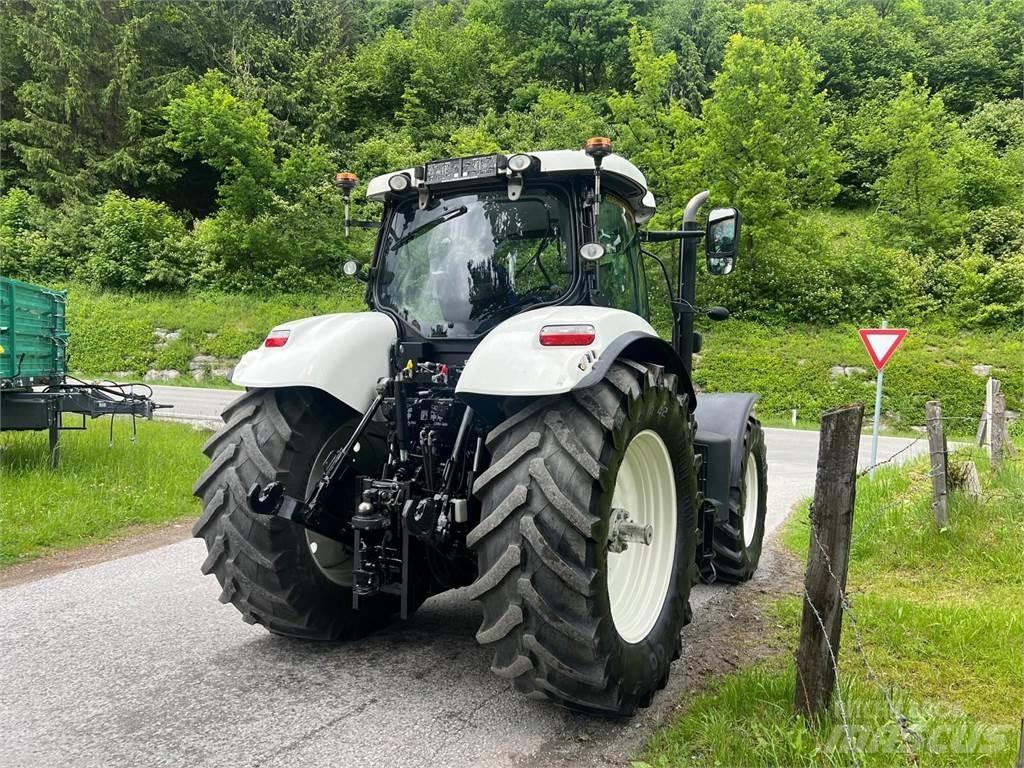 New Holland T7.235 Traktory