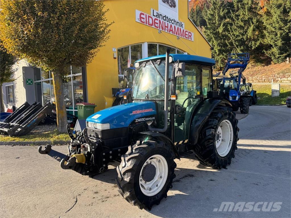 New Holland TN65DA Traktory
