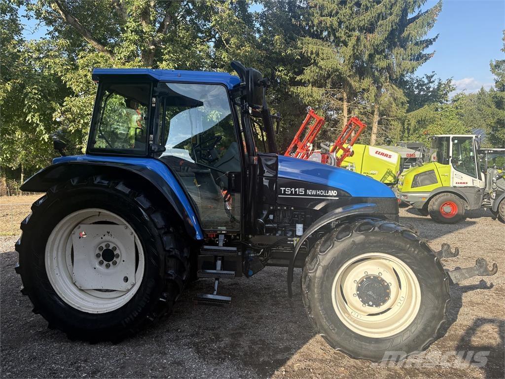 New Holland TS115 Traktory